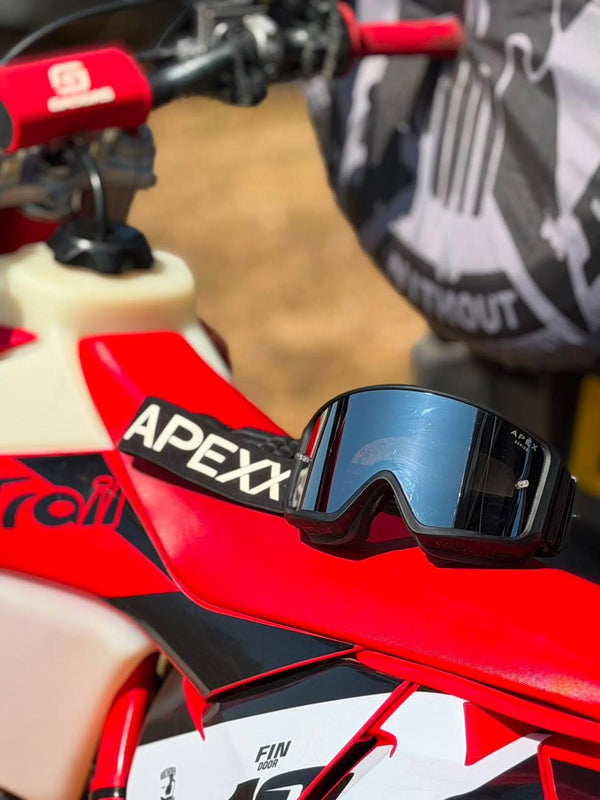 APEXX rider